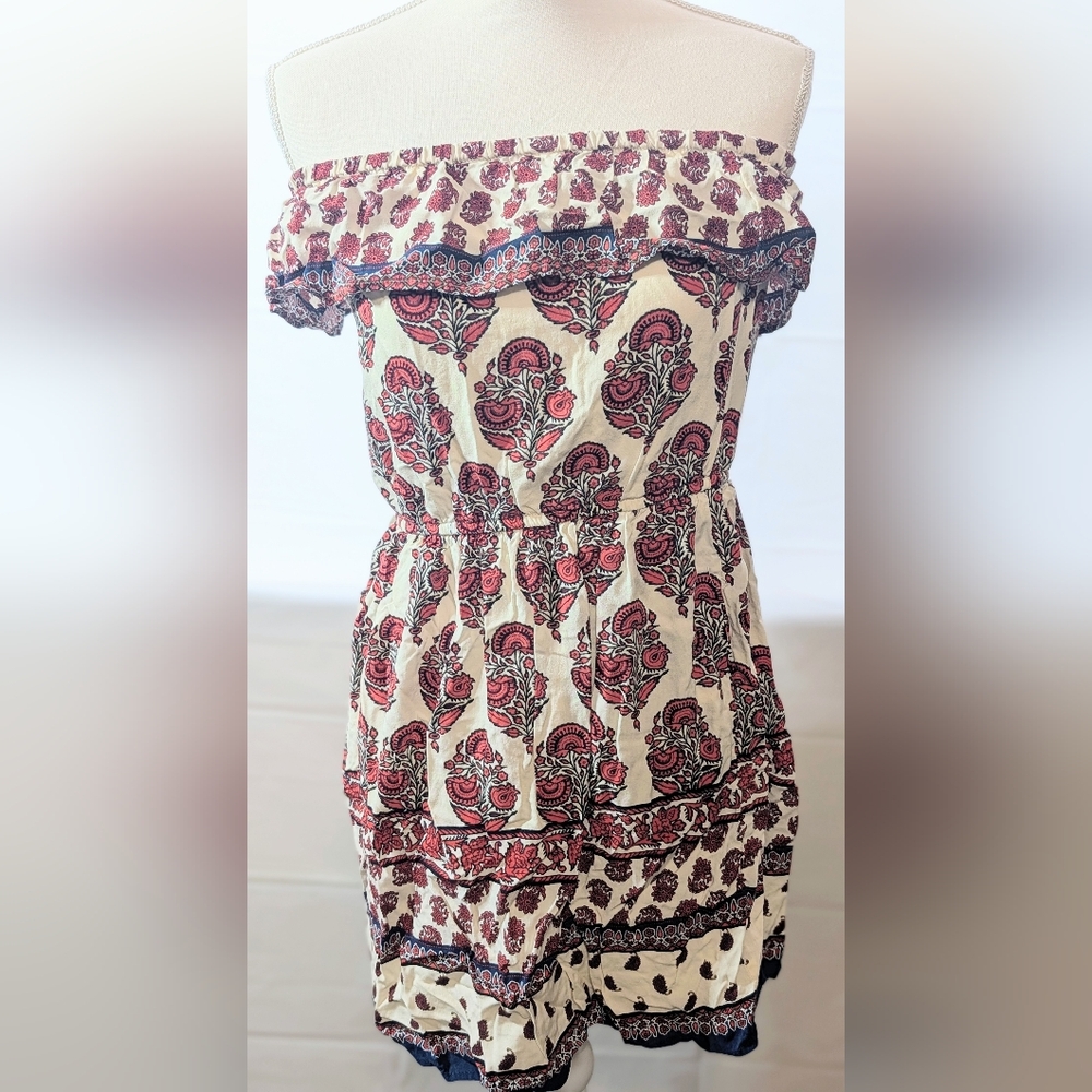 Mossimo Supply Co. Strapless Dress in Red and Cream